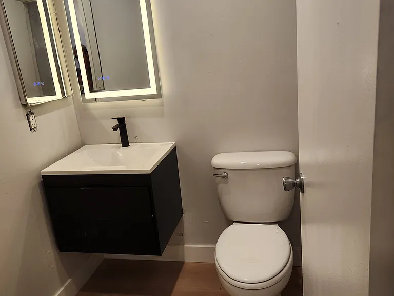 14501 Tupper St #55 — Photo 9
