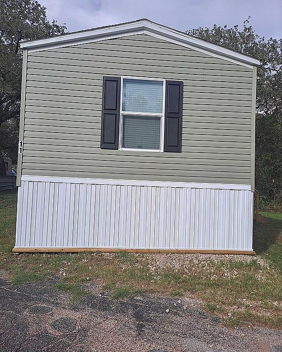 1st image of 1109 New Dallas Hwy Trailer 30