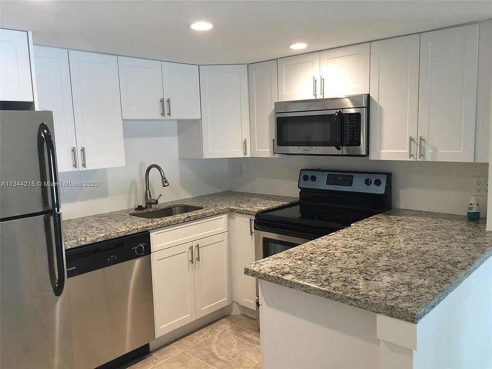 1st image of 8290 Lake Dr APT 239