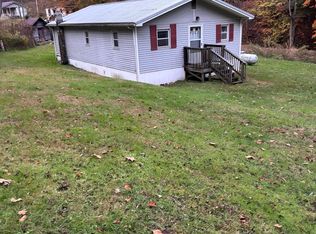 1599 Buckeye Branch Rd, Flat Lick, KY 40935