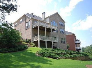 5180 Harbury Ln, Suwanee, GA 30024