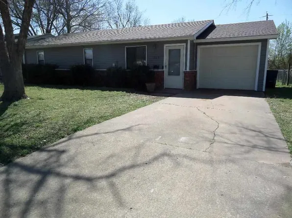 1325 E 4th Ave, Stillwater, OK 74074