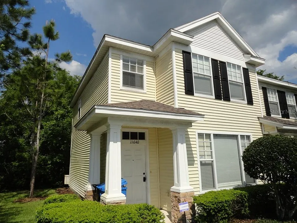 11040 Black Swan Ct