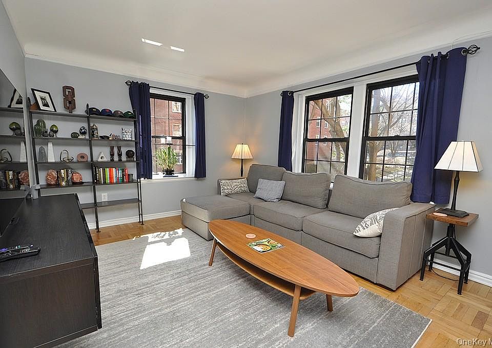 1st image of 196 Garth Road #1G