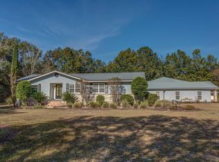 1036 Bay Loop Rd W, Freeport, FL 32439