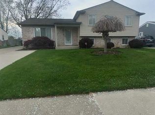 5117 Fredrick Dr, Sterling Heights, MI