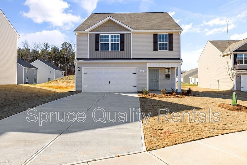 1st image of 2107 Briar Run Dr