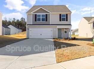 2107 Briar Run Dr, Greensboro, NC 27405