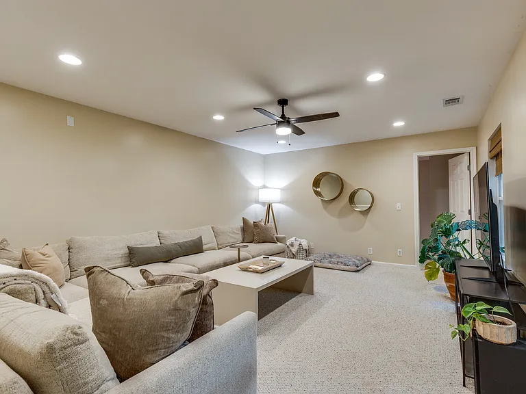 317 Deep Woods Cir — Photo 32