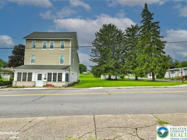 726 Garibaldi Ave, Roseto, PA 18013