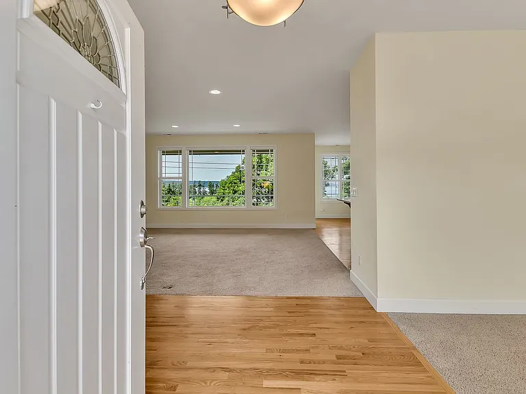 1216 S Brookside Ter — Photo 5
