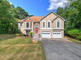 18 Foxfire Ln SW, Cartersville, GA 30120