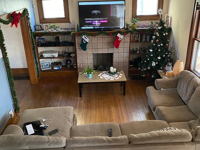 98 Tibet Rd — Photo 4