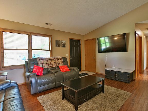 4th image of 5028 Charlotte Ave