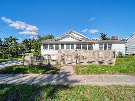 2nd image of 507 Ideal St