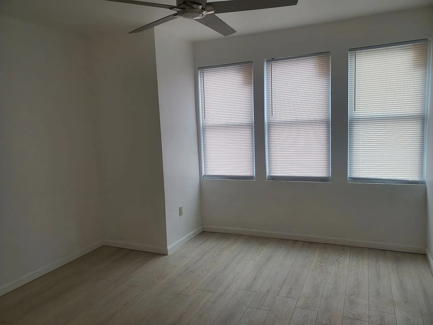 6040 Ogontz Avenue — Photo 4