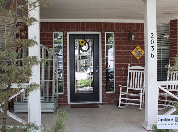 2nd image of 2036 Northview Dr