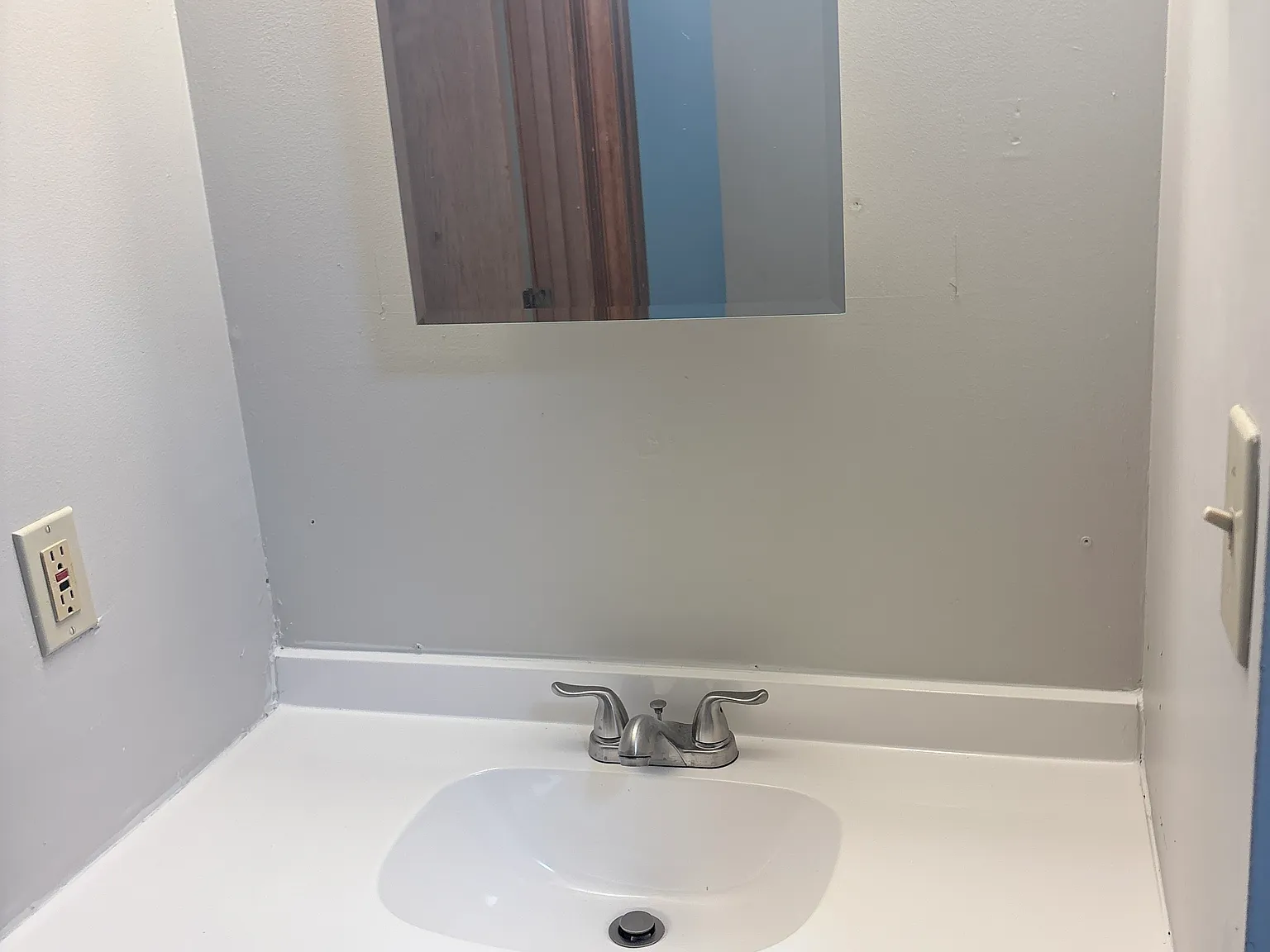 2 bed, 950 sqft, $975 — Photo 3