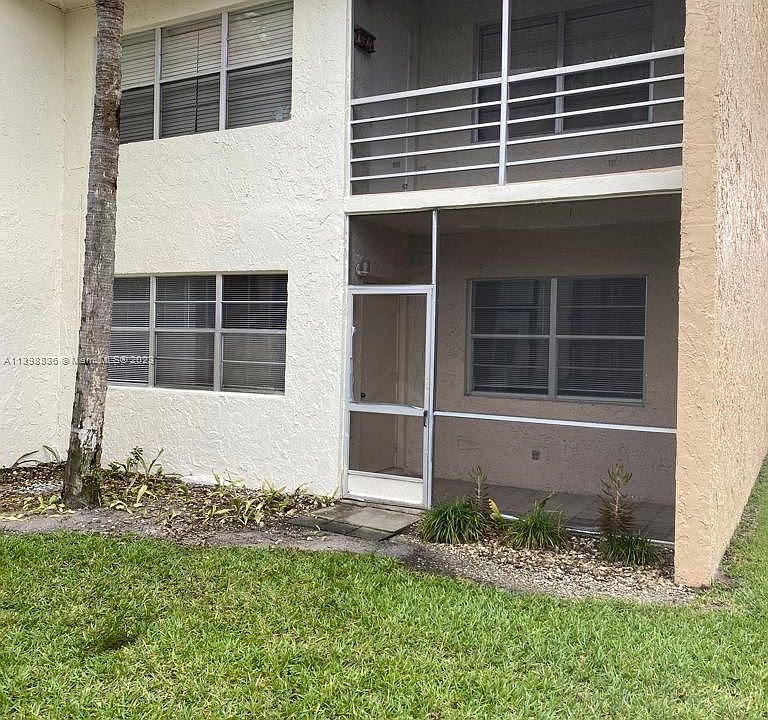 1st image of 196 Lake Dora Dr #196