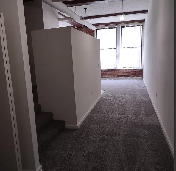Marlboro Classic Apt & Redwood Square — Photo 113