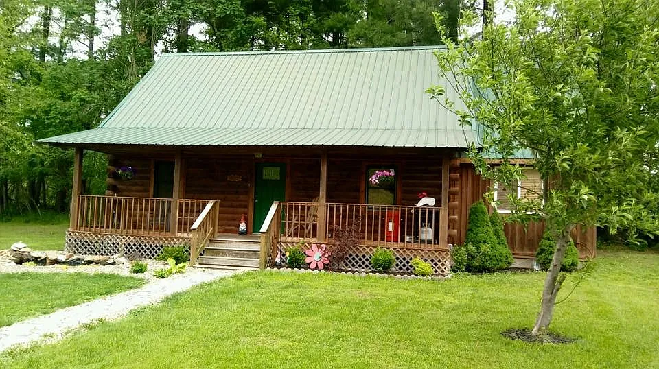 1465 SE Main St photo 1