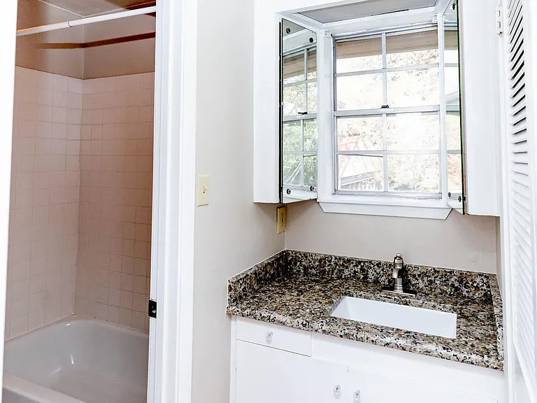 3506 Enfield Rd #106 — Photo 22
