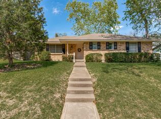 9935 Knoll Krest Dr, Dallas, TX 75238