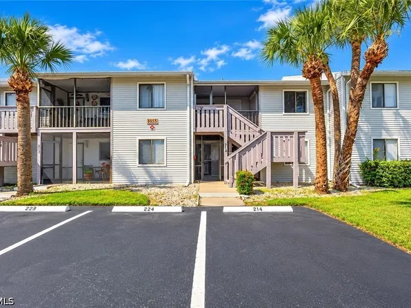 1055 Palm Ave APT 214, North Fort Myers, FL 33903