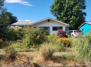 7915 SE Harrison St, Portland, OR 97215