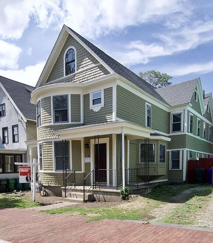 3 bed, 1.0 bath, $1,850 — Photo 1