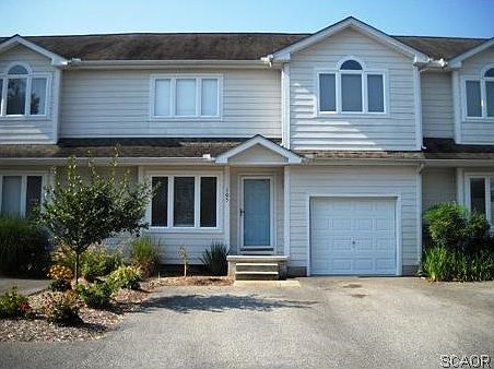 1st image of 105 Lakeside Dr