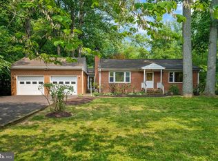 709 Ellsworth Ave, Great Falls, VA 22066