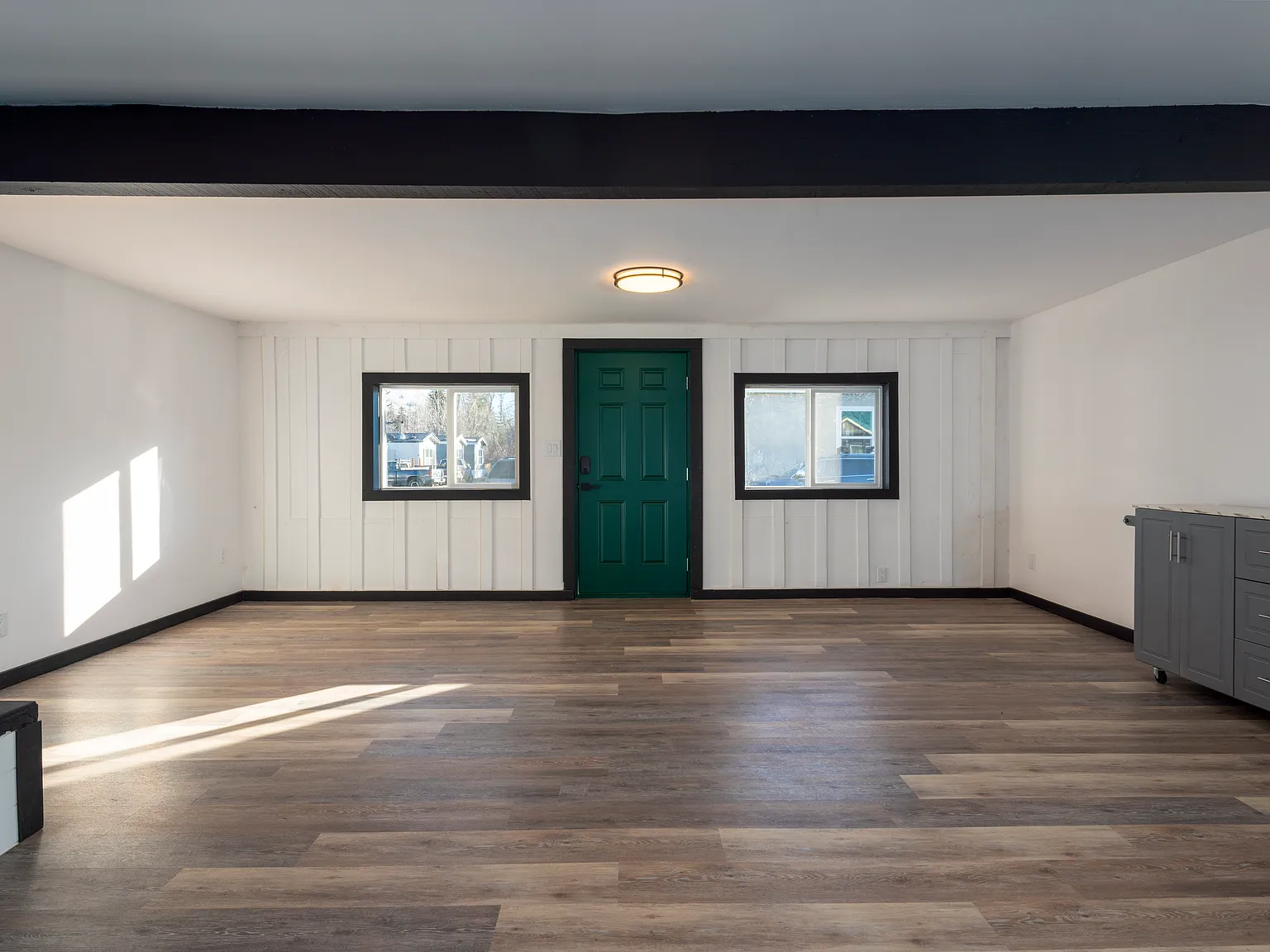 Studio, 500 sqft, $1,700 — Photo 3