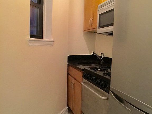 2nd image of 434 E 83rd St APT 2A