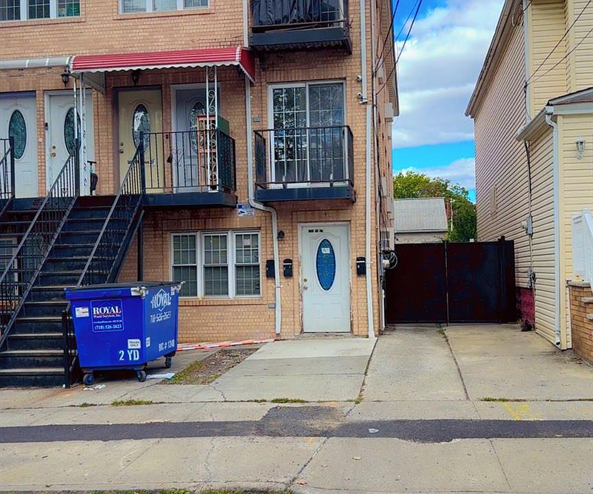2nd image of 10809 97th Avenue
