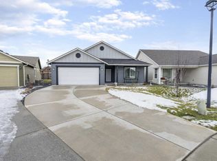7942 W Kayak Ct, Rathdrum, ID 83858