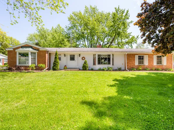 1619 Park Dr, Benton Harbor, MI 49022