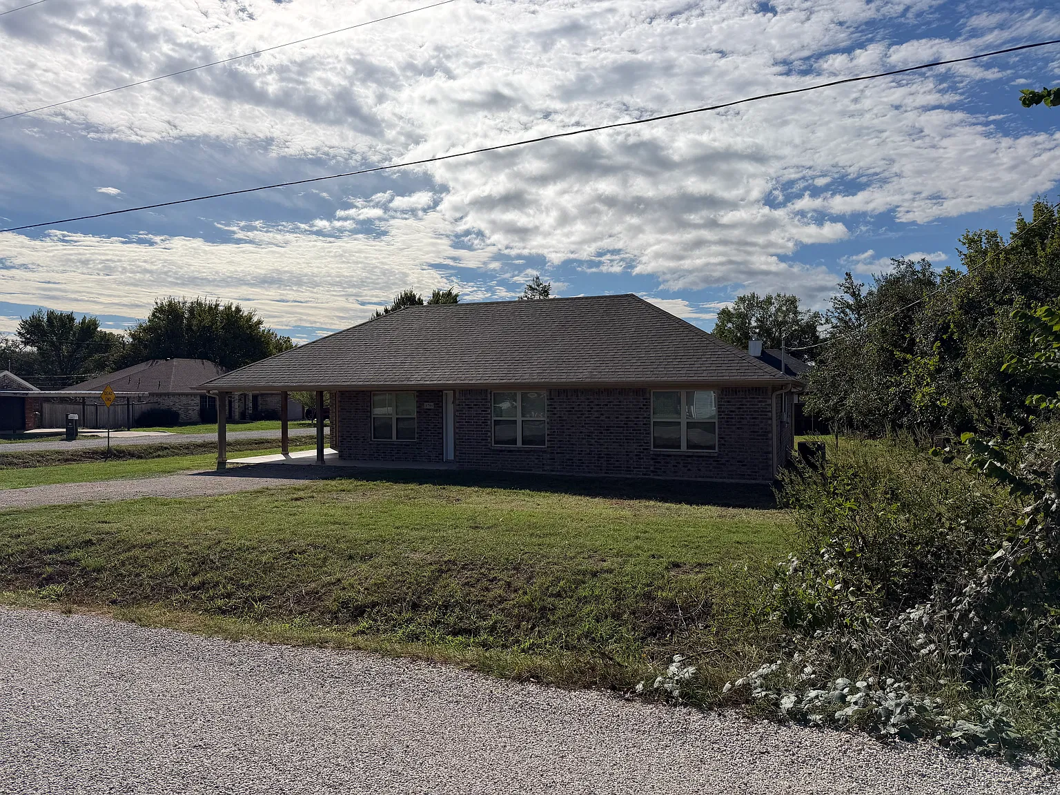 3 bed, 1124 sqft, $1,800 — Photo 3