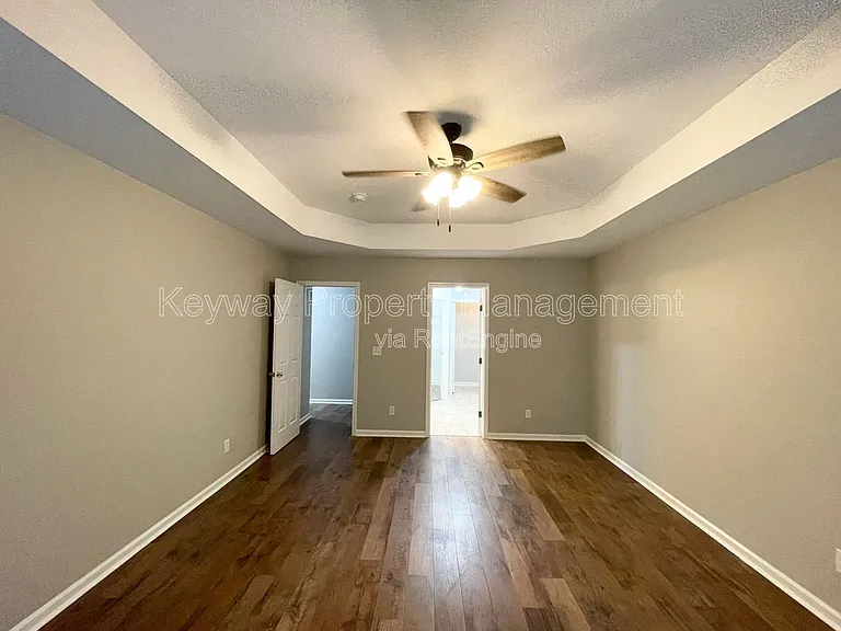 1391 Watsonia Dr — Photo 13