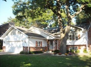 617 N Holly Ln, Griffith, IN