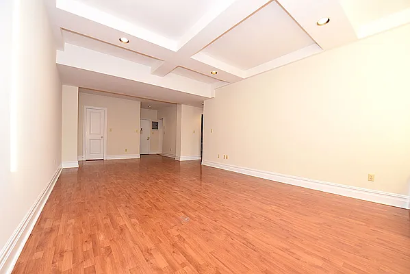 Rented by Keller Williams NYC | media 26