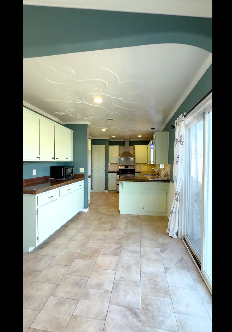 3 bed, 1432 sqft, $2,000 — Photo 4