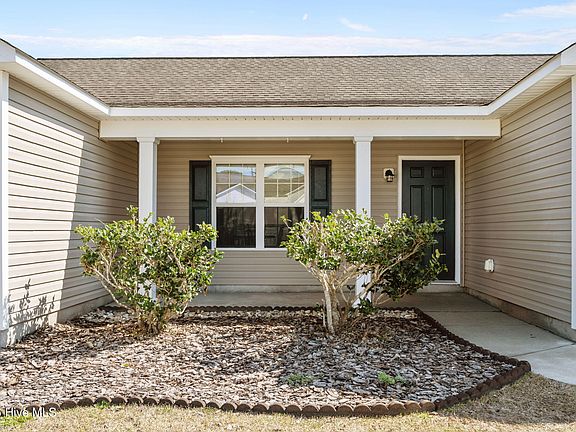 4th image of 411 Tree Court