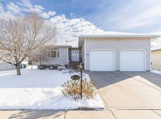 58 N Cottonwood Ct SW, Medicine Hat, AB T1B 4R5