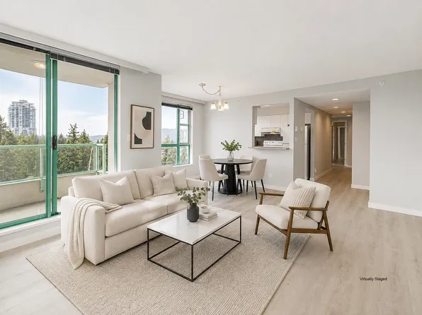 3071 Glen Dr #1704, Coquitlam, BC V3B 7R1
