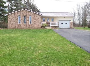 4830 Upper Mountain Rd, Lockport, NY 14094