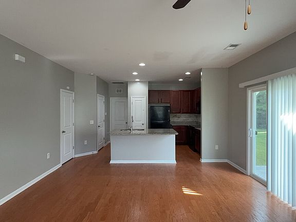 5th image of 345 Flyway Rd