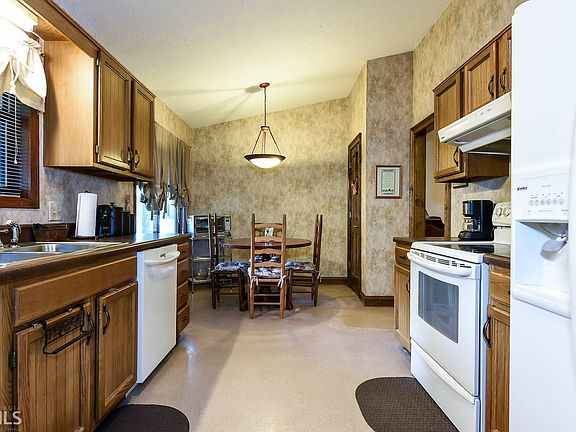 5th image of 323 Doeskin Ln SE #0