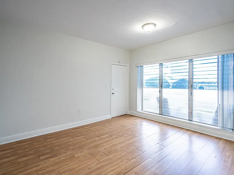 7927 East Dr #264 — Photo 9