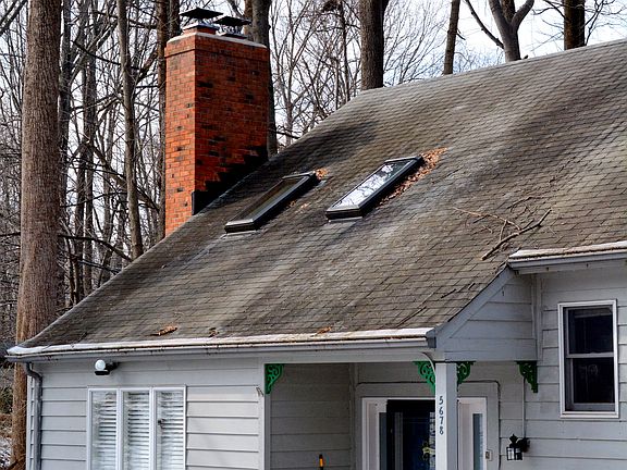 2nd image of 5678 Linden Ct